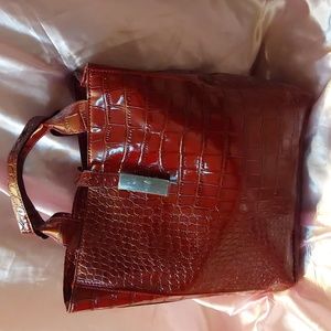 Brand new Harper and Hyde Burgundy faux Croc bag🔥🔥🔥